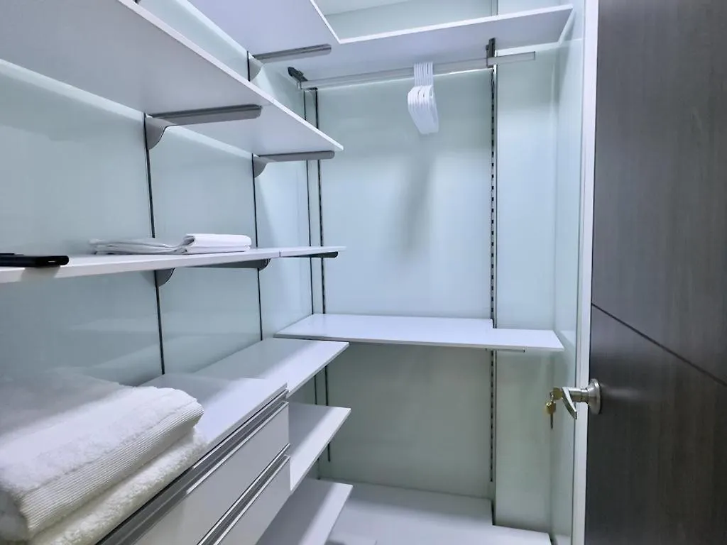 Apartamento Modern Units Poblado With Stunning View Medellín