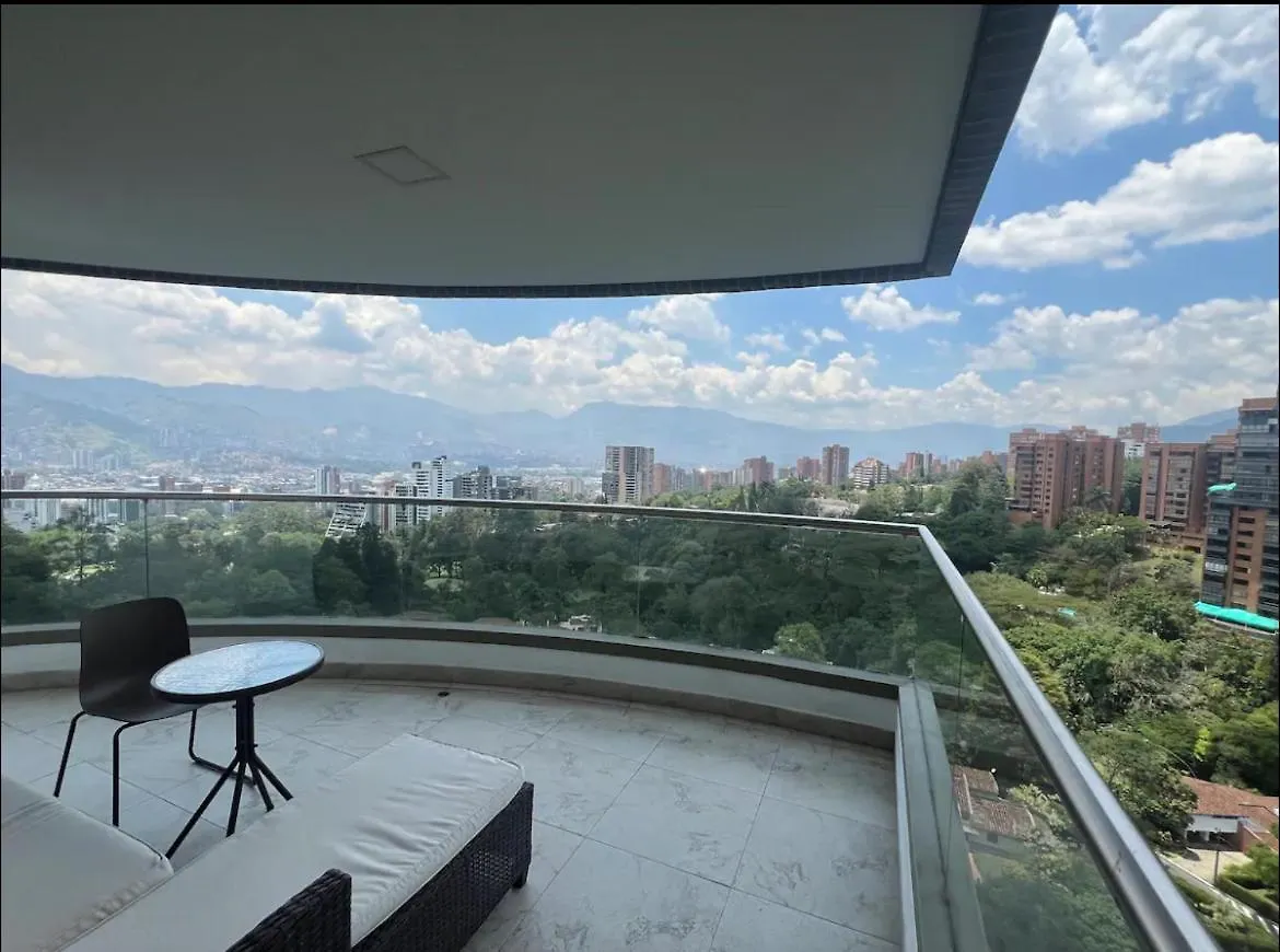 Apartamento Modern Units Poblado With Stunning View Medellín